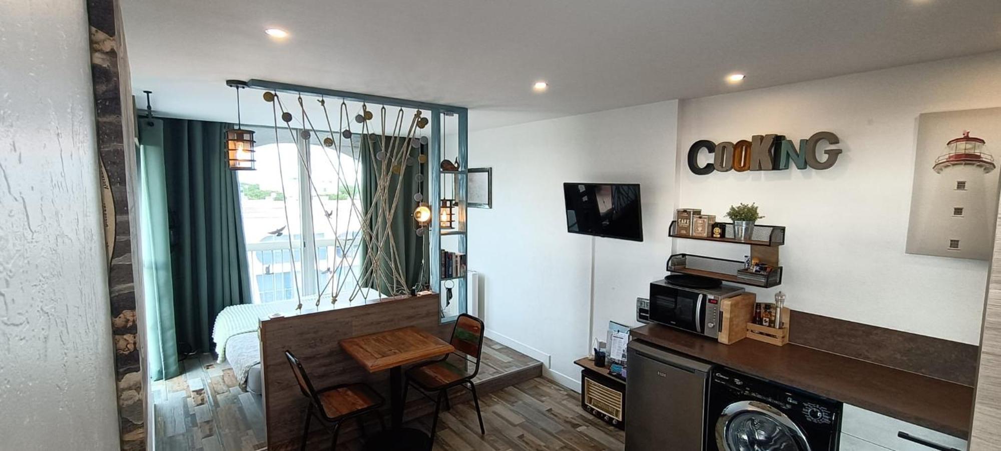 Le Semaphore - Studio Climatise, Grande Terrasse Vue Mer - Parking, Wifi La Grande Motte Exterior photo